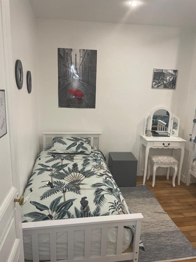 Ferienwohnung Spacieux Et Confortable T3 Dans Paris Exterior foto